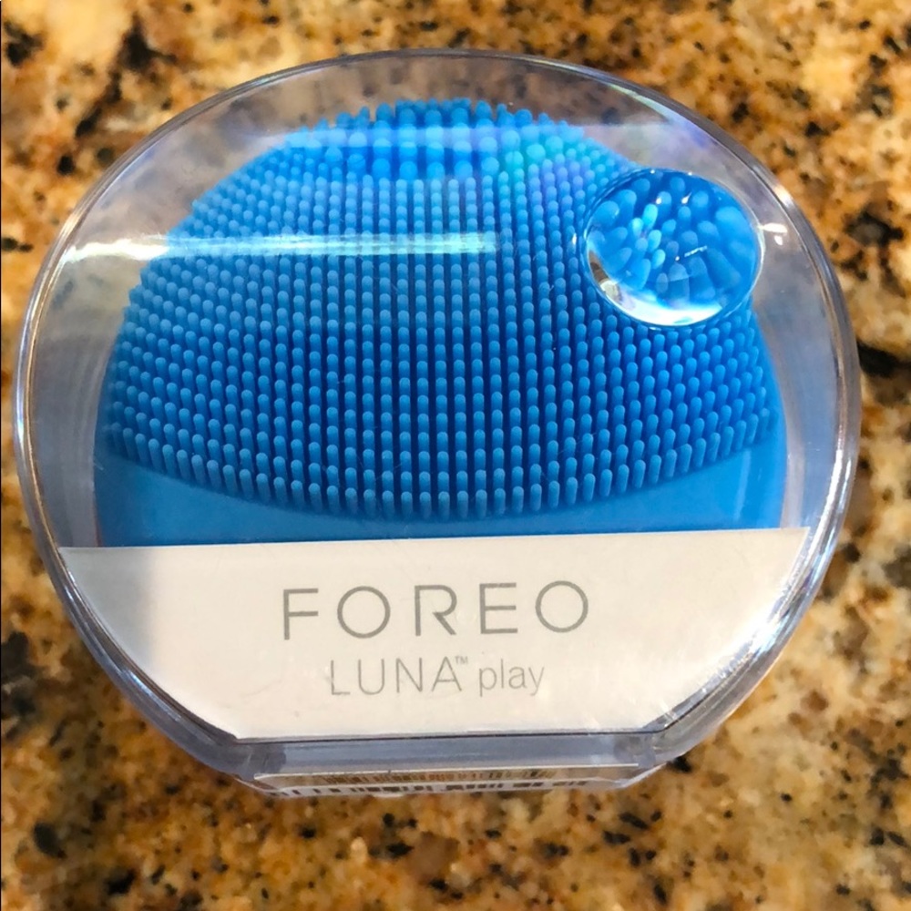 Foreo Luna play in Aquamarine